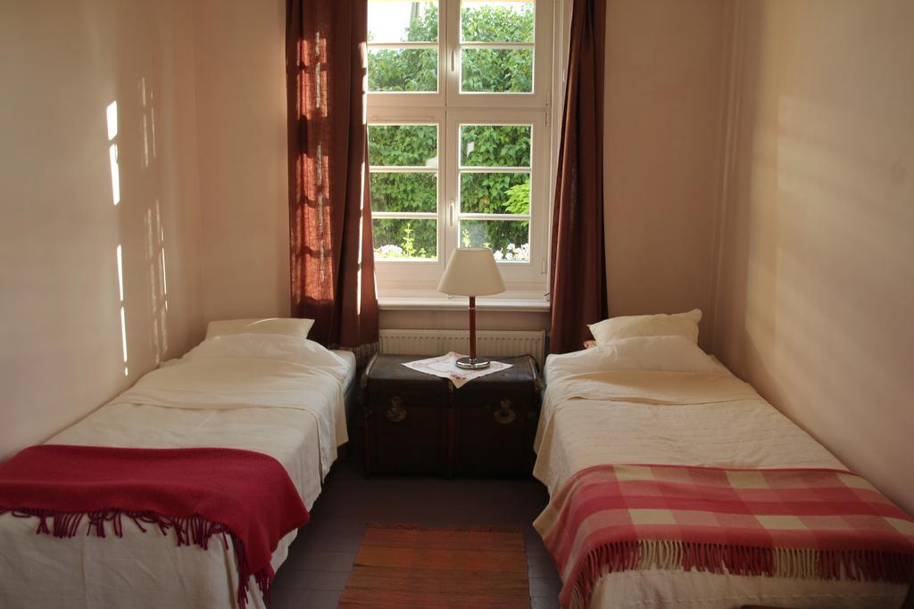 Stara Szkola Architekci Bed and Breakfast Jagodne Wielkie Rum bild